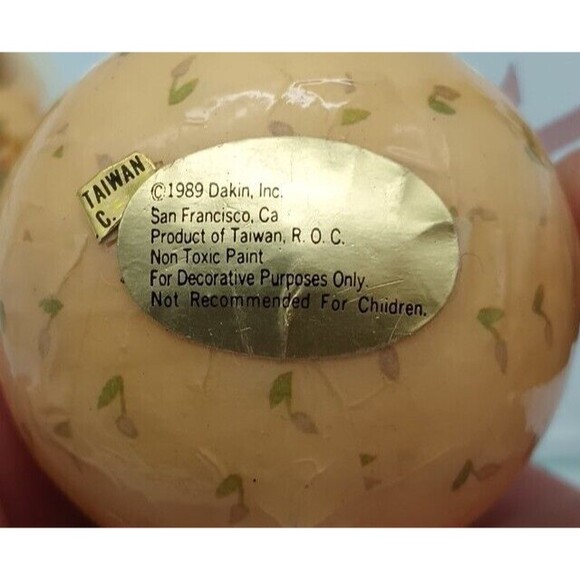 2 Vintage Paper Mache Bunny Easter Eggs 1989 Dakin Ornaments - Picture 7 of 8